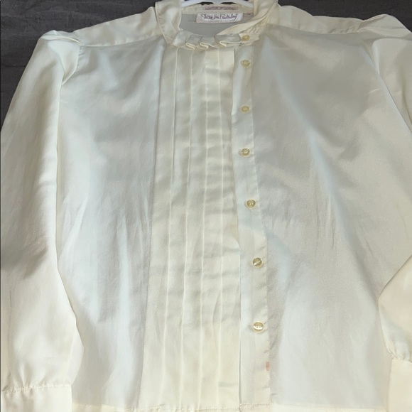 Cream Ruffled Blouse - Picture 2 of 4